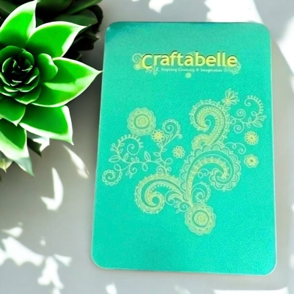 FREE 🆕Kids Craftabelle for ages 8+ - Picture 1 of 15